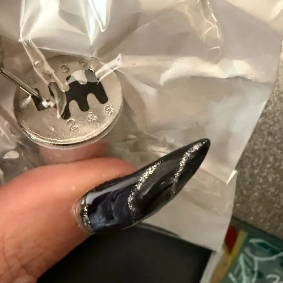 Silver Shifter Keychain - Picture 2 of 3